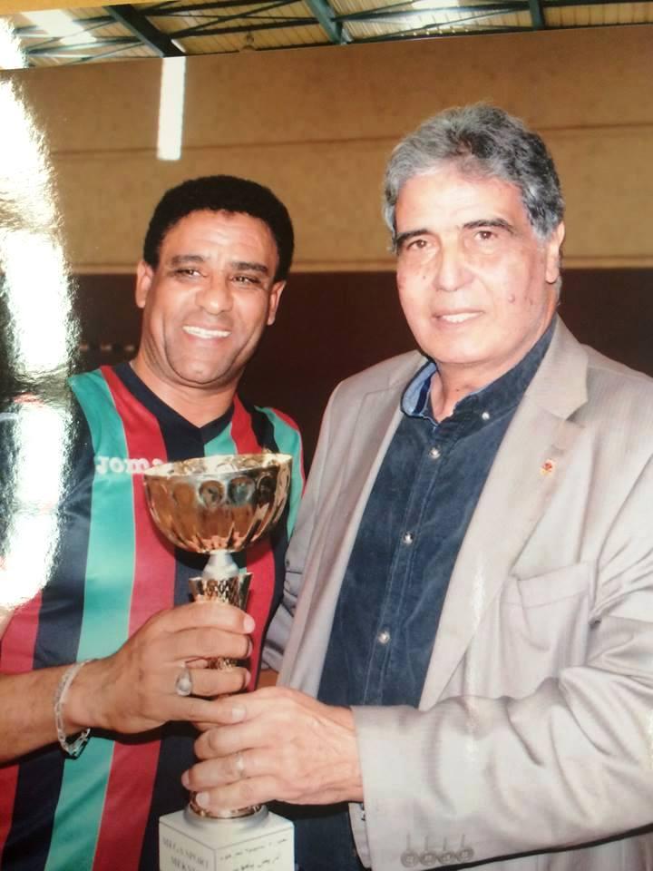 من اجل رد الاعتبار والتقدير لأحد أهرامات الرياضة الوطنية والمكناسية دعوة لاطلاق اسم حمادي حميدوش على الملعب البلدي من اجل رد الاعتبار والتقدير لأحد أهرامات الرياضة الوطنية والمكناسية دعوة لاطلاق اسم حمادي حميدوش على الملعب البلدي