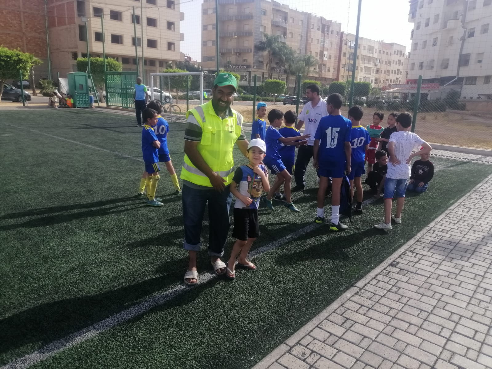 نادي رواد المستقبل لكرة القدم ينهى موسمه الرياضي بجمالية كبيرة ويكرم أولياء الأطفال نادي رواد المستقبل لكرة القدم ينهى موسمه الرياضي بجمالية كبيرة ويكرم أولياء الأطفال