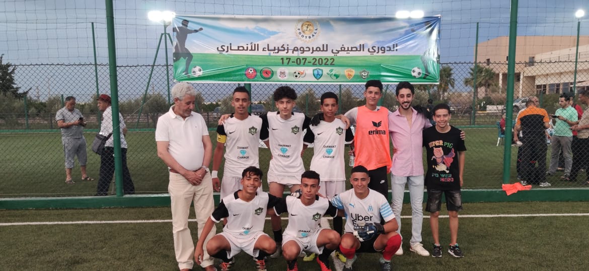 اختتام فعاليات النسخة الأولى للدوري الصيفي في كرة القدم المصغرة تأبينا للمرحوم زكرياء الأنصاري . اختتام فعاليات النسخة الأولى للدوري الصيفي في كرة القدم المصغرة تأبينا للمرحوم زكرياء الأنصاري .