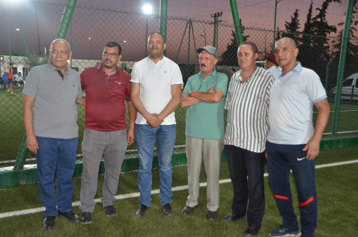 اختتام فعاليات النسخة الأولى للدوري الصيفي في كرة القدم المصغرة تأبينا للمرحوم زكرياء الأنصاري . اختتام فعاليات النسخة الأولى للدوري الصيفي في كرة القدم المصغرة تأبينا للمرحوم زكرياء الأنصاري .