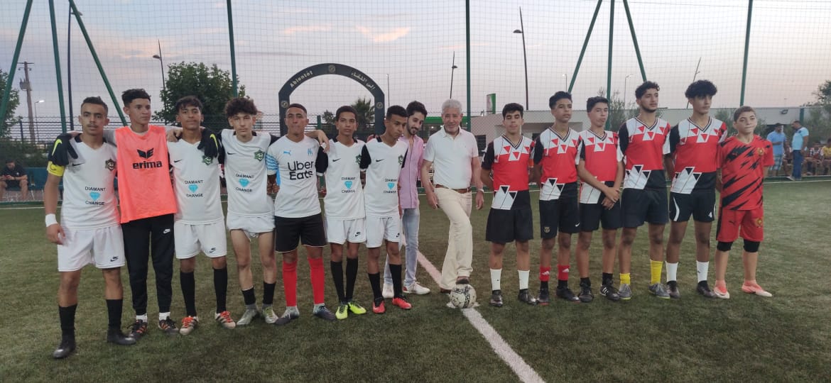 اختتام فعاليات النسخة الأولى للدوري الصيفي في كرة القدم المصغرة تأبينا للمرحوم زكرياء الأنصاري .