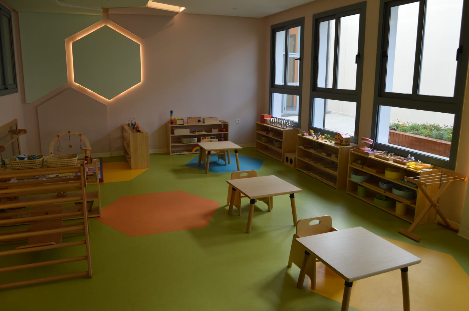 مع الدخول المدرسي الجديد مكناس تتعزز بمنشأة تعليمية خصوصية وعبد العني الصبار يعطي انطلاقة مع الدخول المدرسي الجديد مكناس تتعزز بمنشأة تعليمية خصوصية وعبد العني الصبار يعطي انطلاقة