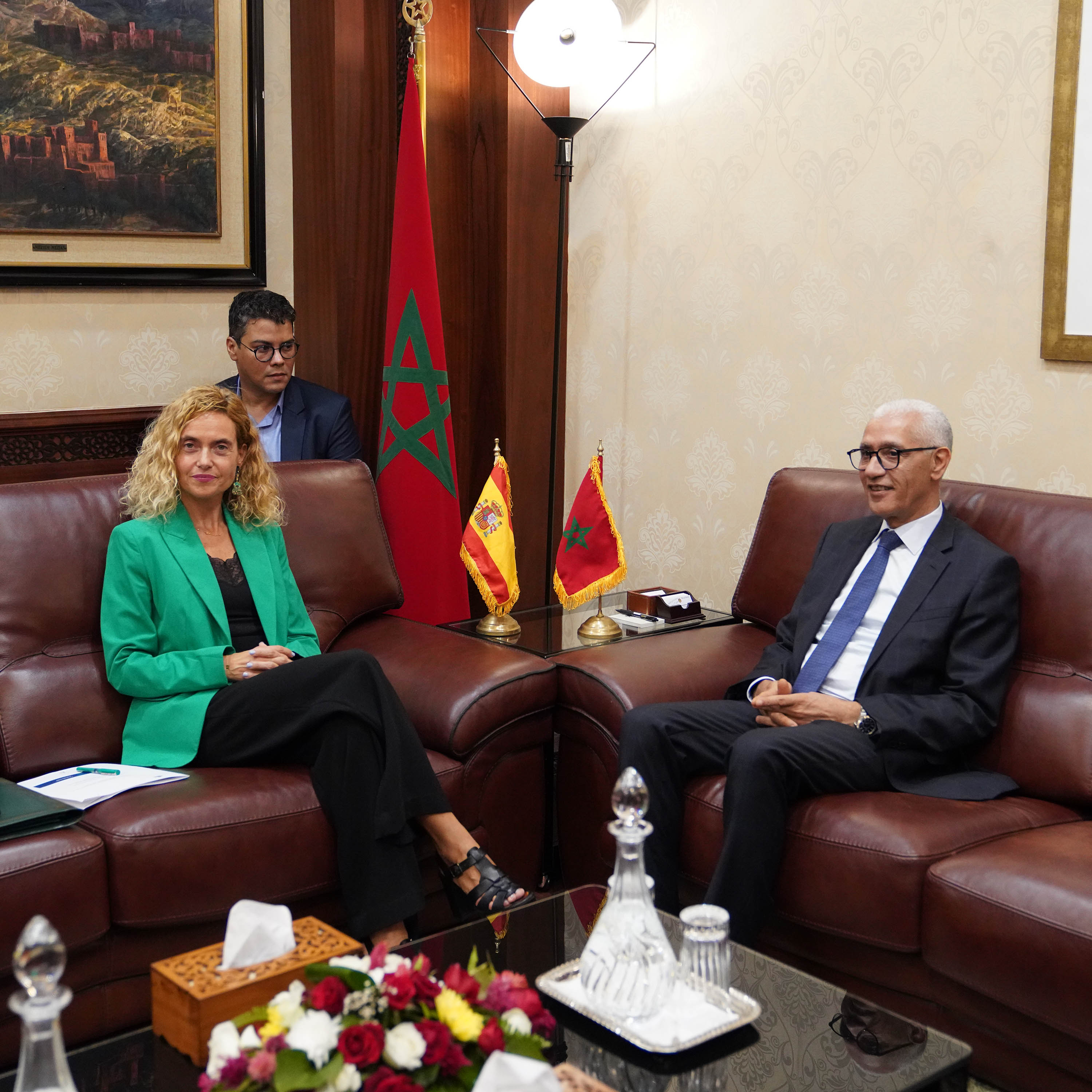 بالتزامن مع اجتماع المكتب والمكتب الموسع للجمعية البرلمانية للاتحاد من أجل المتوسط رئيس مجلس النواب يتباحث مع رئيسة مجلس النواب الإسباني بالتزامن مع اجتماع المكتب والمكتب الموسع للجمعية البرلمانية للاتحاد من أجل المتوسط رئيس مجلس النواب يتباحث مع رئيسة مجلس النواب الإسباني