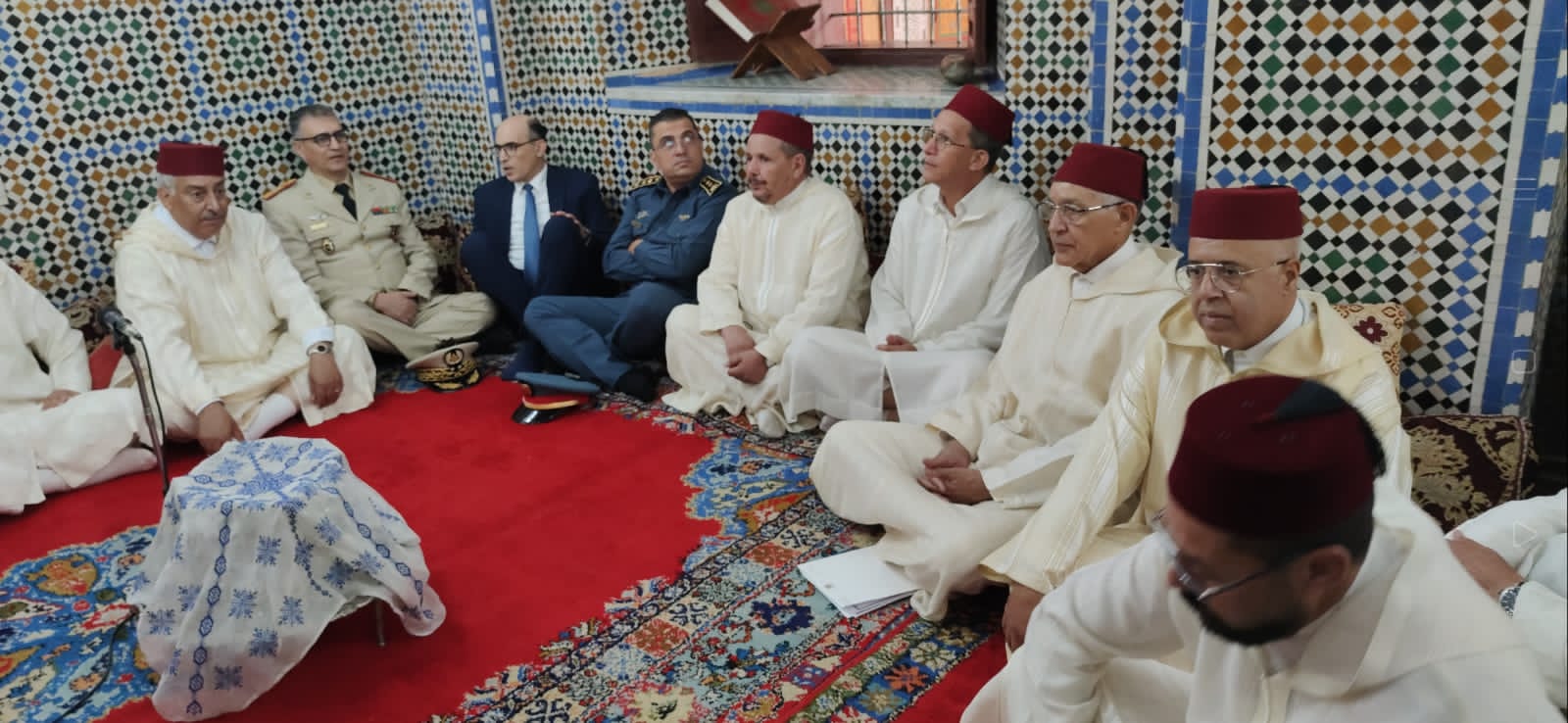 تسليم هبات ملكية لزوايا مكناس