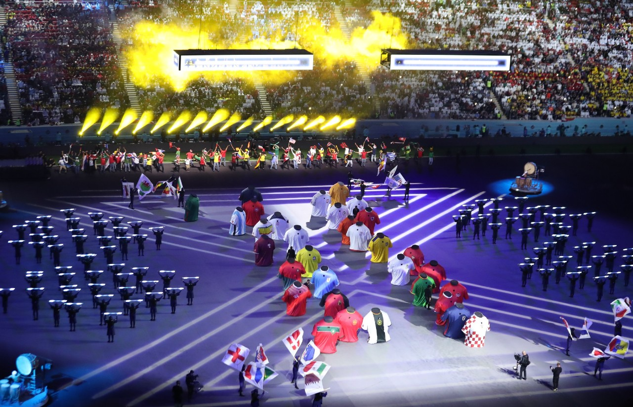 انطلاق نهائيات ” قطر 2022 ” .. الدوحة تبهر العالم بحفل افتتاح المونديال 