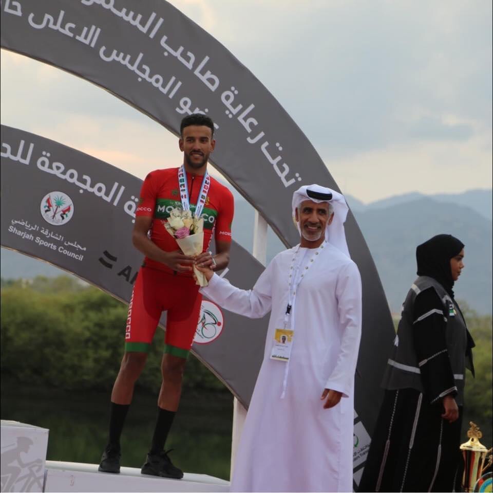 دراجات / البطولة العربية المجمعة بالشارقة : الفرق الوطنية تبسط سيطرتها والنشيد الوطني المغربي يعزف ثلاث مرات في سماء دولة الامارات العربية المتحدة. -ثلاث ذهبيات للمغرب في اليوم الأول من منافسات الدراجات الجبلية دراجات / البطولة العربية المجمعة بالشارقة : الفرق الوطنية تبسط سيطرتها والنشيد الوطني المغربي يعزف ثلاث مرات في سماء دولة الامارات العربية المتحدة. -ثلاث ذهبيات للمغرب في اليوم الأول من منافسات الدراجات الجبلية