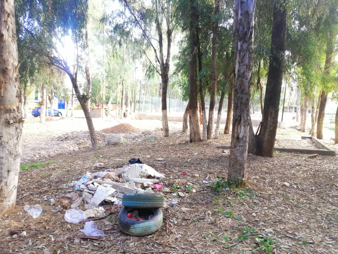 توقف أشغال تهيئة فضاء رياضي بحي المنصور بمكناس   يثير استياء شباب  المنطقة