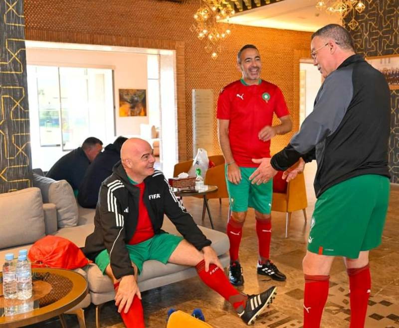 كومينة: من يقارن بين المغرب والجزائر كمن يقارن بين فريق من الدرجة الأولى والهواة