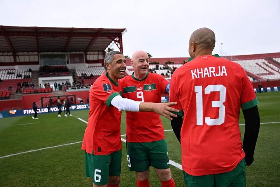 الرباط..تعادل نجوم المغرب ونجوم العالم في مباراة استعراضية الرباط..تعادل نجوم المغرب ونجوم العالم في مباراة استعراضية