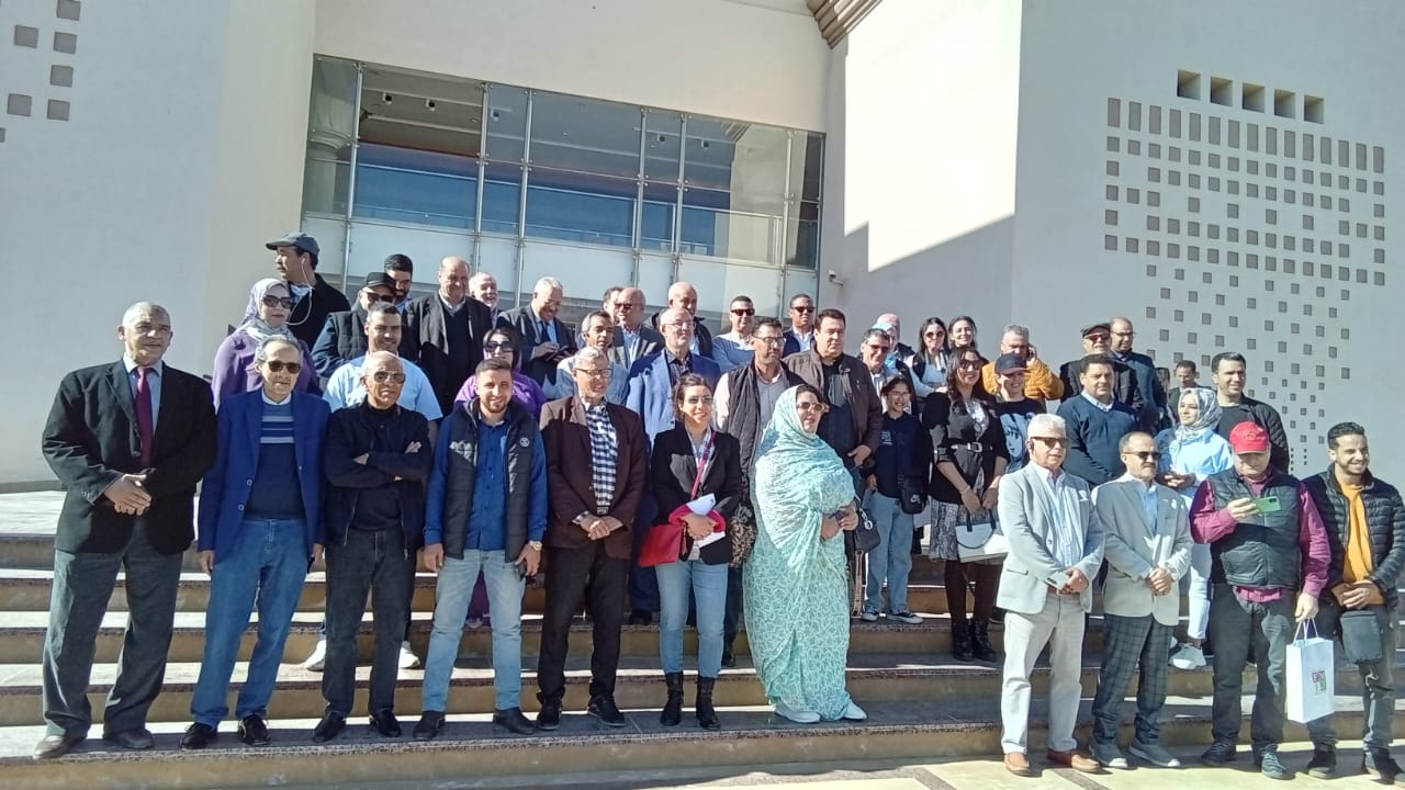 الجوار الطبيعي للعلاقات المغربية الاسبانية محور ندوة بالعيون من تنظيم الفدرالية المغربية لناشري الصحف الجوار الطبيعي للعلاقات المغربية الاسبانية محور ندوة بالعيون من تنظيم الفدرالية المغربية لناشري الصحف