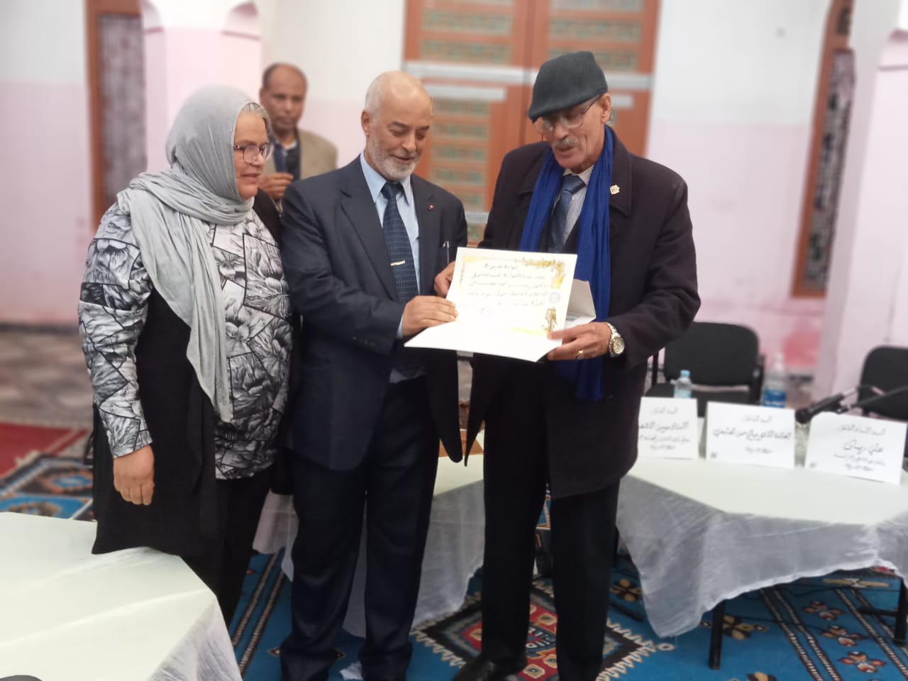 دورة الاستاذة الفاضلة وفاء بنور  بالمركز السوسيو ثقافي دار العرايشي-باب بردعين بمناسبة اليوم العالمي للمرأة .