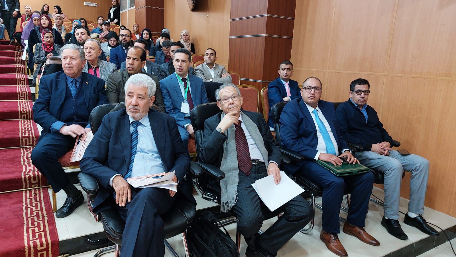 مكناس: المحامون وخبراء الامن السيبراني يؤكدون على ضرورة المزيد من التعبئة في مجال الأنظمة الرقمية مكناس: المحامون وخبراء الامن السيبراني يؤكدون على ضرورة المزيد من التعبئة في مجال الأنظمة الرقمية