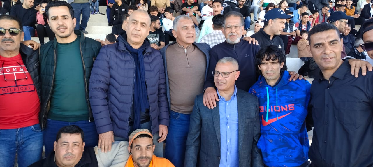 اتحاد الصحفيين الرياضيين المغاربة يصدر بيانا يندد به عن الهجمة ضد فوزي لقجع *دفاعا عن فوزي لقجع ... دفاعا عن قيم المواطنة والمصلحة العليا للوطن اتحاد الصحفيين الرياضيين المغاربة يصدر بيانا يندد به عن الهجمة ضد فوزي لقجع *دفاعا عن فوزي لقجع ... دفاعا عن قيم المواطنة والمصلحة العليا للوطن