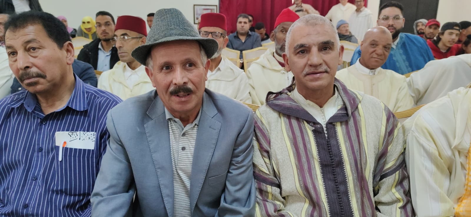 عشية روحانية رمضانية بمقر الهيئة الوطنية لمغاربة العالم النعيم 6 بمكناس . عشية روحانية رمضانية بمقر الهيئة الوطنية لمغاربة العالم النعيم 6 بمكناس .