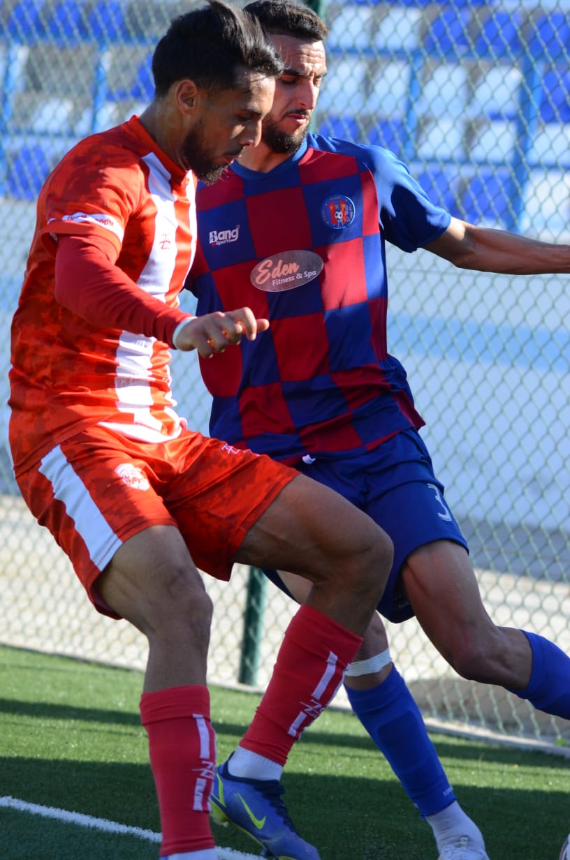 التعادل من قلب الناظور نتيجة منصفة للكوديم بعد ما واكب تلك المباراة من ضغوطات حديث الثأر. التعادل من قلب الناظور نتيجة منصفة للكوديم بعد ما واكب تلك المباراة من ضغوطات حديث الثأر.