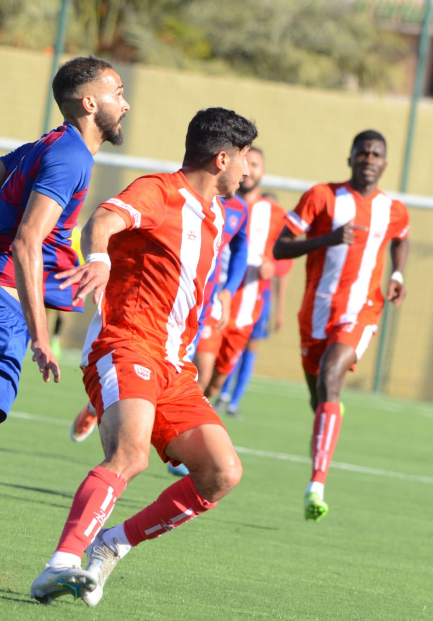 التعادل من قلب الناظور نتيجة منصفة للكوديم بعد ما واكب تلك المباراة من ضغوطات حديث الثأر. التعادل من قلب الناظور نتيجة منصفة للكوديم بعد ما واكب تلك المباراة من ضغوطات حديث الثأر.