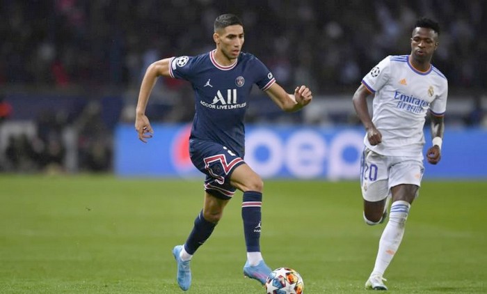 حظر الإفطار بأرضية الملاعب الفرنسية..قرار “غير إنساني” تجاه اللاعبين المسلمين