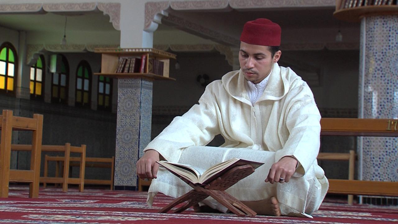 أيوب الشوبي إمام مسجد أيوب الشوبي إمام مسجد