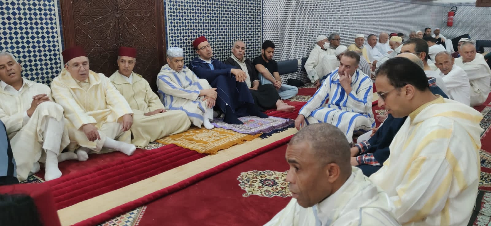 عامل عمالة مكناس يترأس بمسجد ” الحسن الثاني ” حفلا دينيا إحياء لليلة القدر المباركة