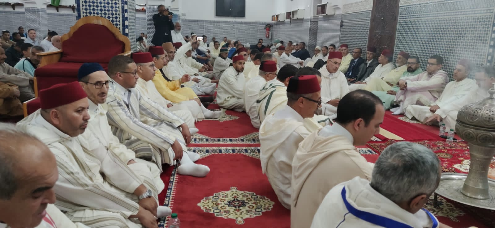 عامل عمالة مكناس يترأس بمسجد ” الحسن الثاني ” حفلا دينيا إحياء لليلة القدر المباركة