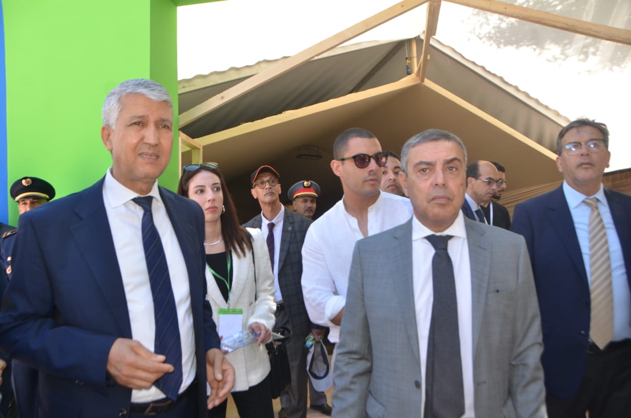 وزير الفلاحة ومسؤولين يتفقدون أشغال المعرض الدولي للفلاحة بمكناس وزير الفلاحة ومسؤولين يتفقدون أشغال المعرض الدولي للفلاحة بمكناس