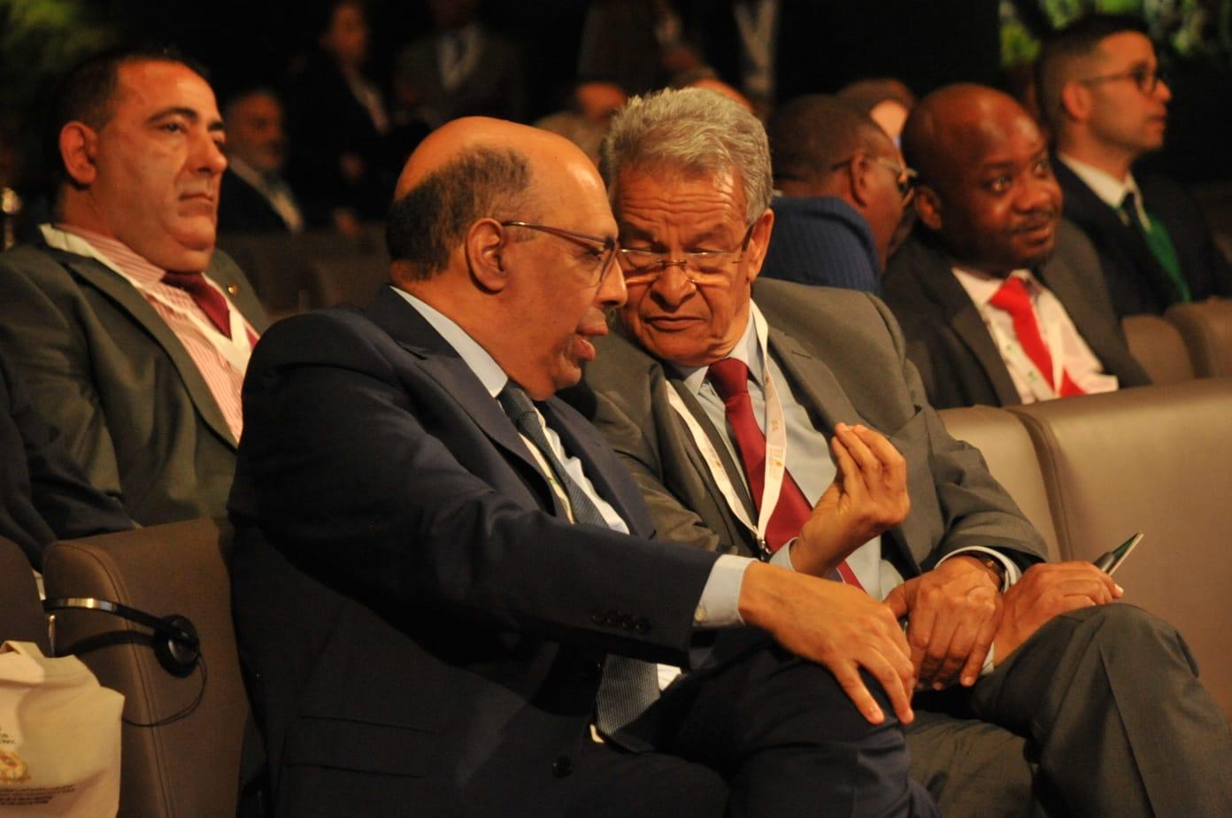 القرض الفلاحي يواصل تحدياته الكبرى لتحقيق رهانات التنمية الفلاحية بالمملكة المغربية والملتقى الدولي للفلاحة بمكناس محطة سنوية لتجديد التواصل والاستمرار مع المهنيين القرض الفلاحي يواصل تحدياته الكبرى لتحقيق رهانات التنمية الفلاحية بالمملكة المغربية والملتقى الدولي للفلاحة بمكناس محطة سنوية لتجديد التواصل والاستمرار مع المهنيين