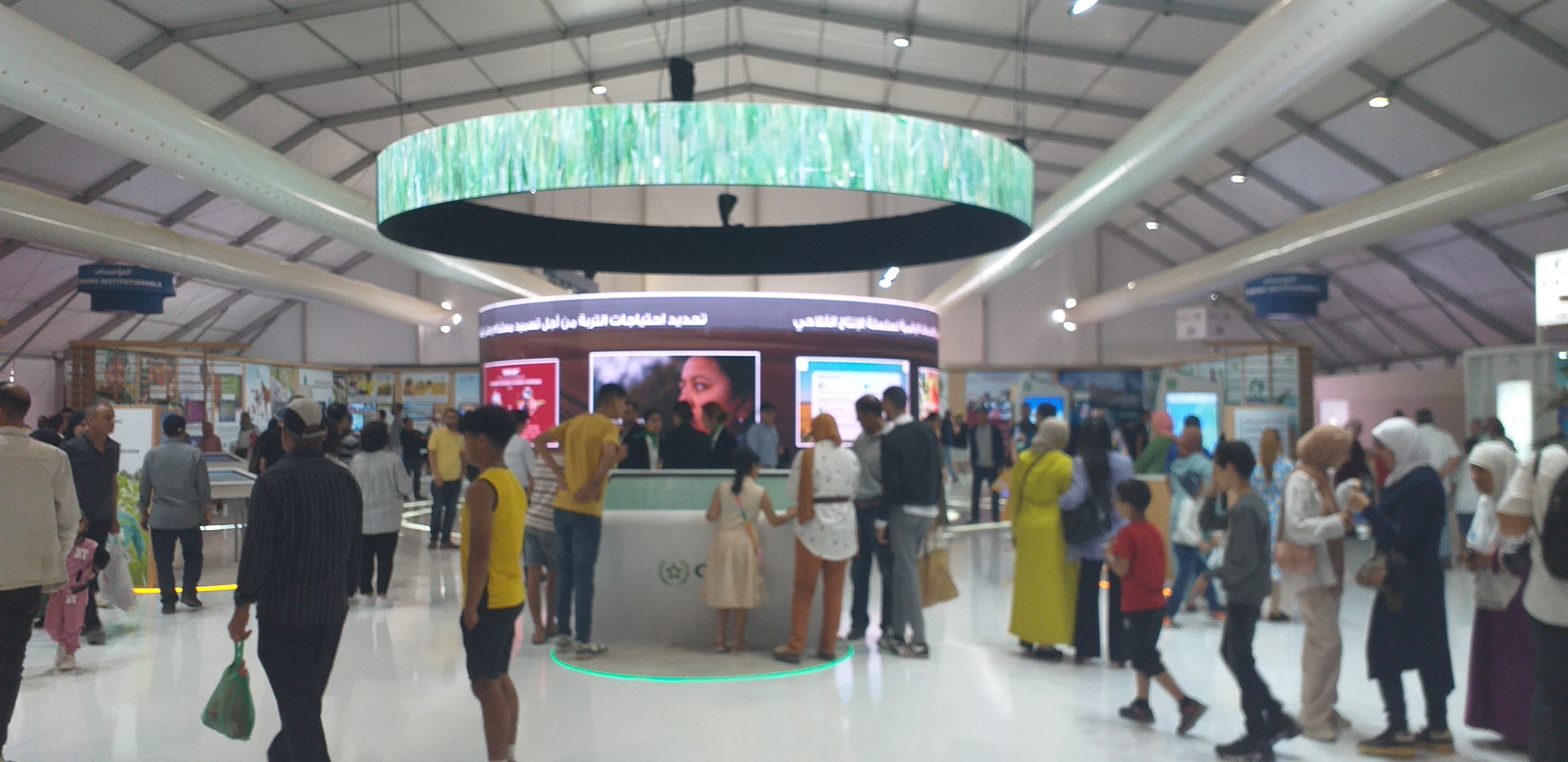 بعد 3 سنوات من التوقف.. المعرض الدولي للفلاحة يشهد إقبالا كبير بعد 3 سنوات من التوقف.. المعرض الدولي للفلاحة يشهد إقبالا كبير