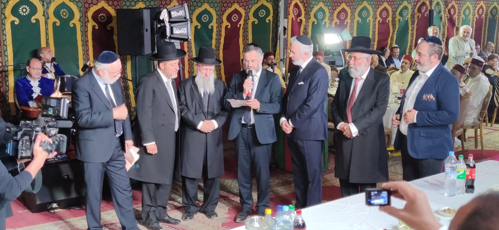 الطائفة اليهودية بالمغرب تحيي بالمقبرة اليهودية بمكناس طقوس هيلولة الطائفة اليهودية بالمغرب تحيي بالمقبرة اليهودية بمكناس طقوس هيلولة