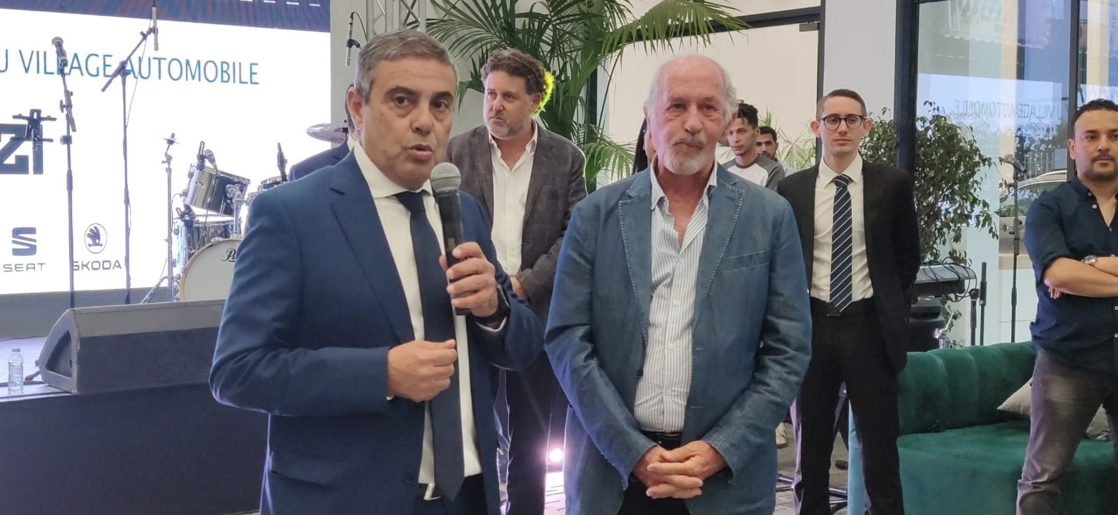 بشرى لساكنة جهة فاس مكناس افتتاح اكبر محل لبيع السيارات الفاخرة بمكناس TIZI AUTO بشرى لساكنة جهة فاس مكناس افتتاح اكبر محل لبيع السيارات الفاخرة بمكناس TIZI AUTO