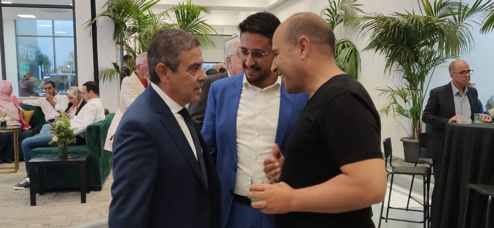 بشرى لساكنة جهة فاس مكناس افتتاح اكبر محل لبيع السيارات الفاخرة بمكناس TIZI AUTO بشرى لساكنة جهة فاس مكناس افتتاح اكبر محل لبيع السيارات الفاخرة بمكناس TIZI AUTO