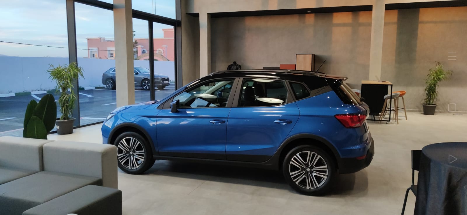 بشرى لساكنة جهة فاس مكناس افتتاح اكبر محل لبيع السيارات الفاخرة بمكناس TIZI AUTO بشرى لساكنة جهة فاس مكناس افتتاح اكبر محل لبيع السيارات الفاخرة بمكناس TIZI AUTO