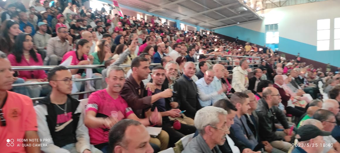 النادي المكناسي يتوج بلقب كأس العرش للمرة السابعة والثانية على التوالي النادي المكناسي يتوج بلقب كأس العرش للمرة السابعة والثانية على التوالي