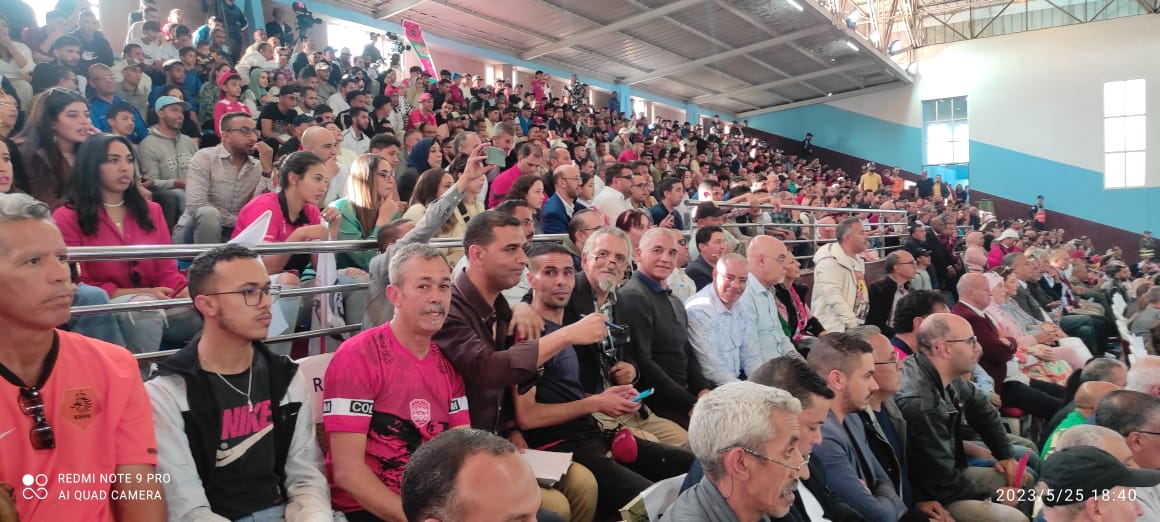 النادي المكناسي يتوج بلقب كأس العرش للمرة السابعة والثانية على التوالي النادي المكناسي يتوج بلقب كأس العرش للمرة السابعة والثانية على التوالي