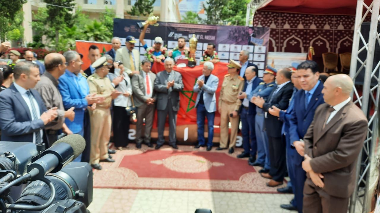 الدورة ال 11 للدوري الدولي لصاحب السمو الملكي ولي العهد الأمير مولاي الحسن حققت الأهداف المسطرة. الدورة ال 11 للدوري الدولي لصاحب السمو الملكي ولي العهد الأمير مولاي الحسن حققت الأهداف المسطرة.