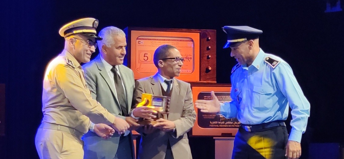 فعاليات مهرجان مكناس للدراما التلفزية تعرف نجاحا كبيرا باستقبال جمهور غفير حج الى دار الثقافة محمد المنوني، وساحة لاكورا طيلة الخمسة ايام