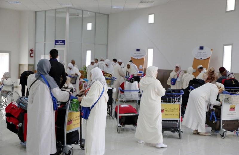 موسم الحج 1444 هـ .. جلالة الملك يدعو الحجاج المغاربة إلى أن يكونوا سفراء للوطن وحضارته العريقة وهويته القائمة على الانفتاح والتسامح موسم الحج 1444 هـ .. جلالة الملك يدعو الحجاج المغاربة إلى أن يكونوا سفراء للوطن وحضارته العريقة وهويته القائمة على الانفتاح والتسامح