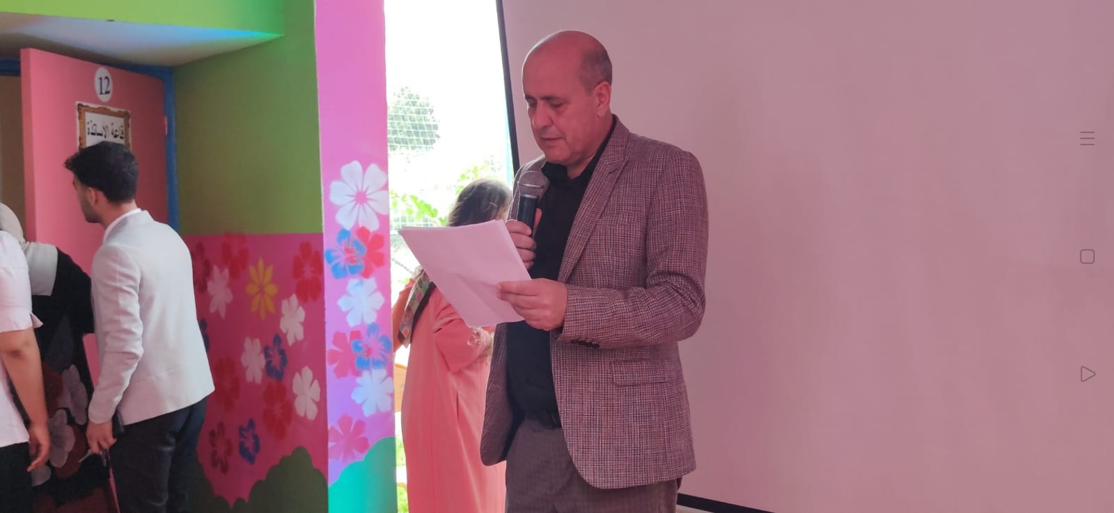 المديرية الإقليمية لوزارة التربية الوطنية بمكناس :  تنظم الملتقى الإقليمي الثالث لذوي الاحتياجات الخاصة بمدرسة ابن الونان الابتدائية بمكناس / حمرية