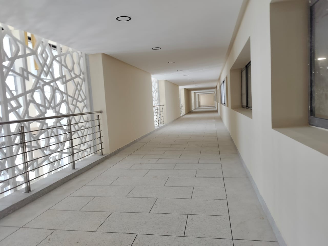 اعلان بخصوص تاريخ الشروع في العمل بمقر المحكمة الجديدة (بحمرية) بمكناس