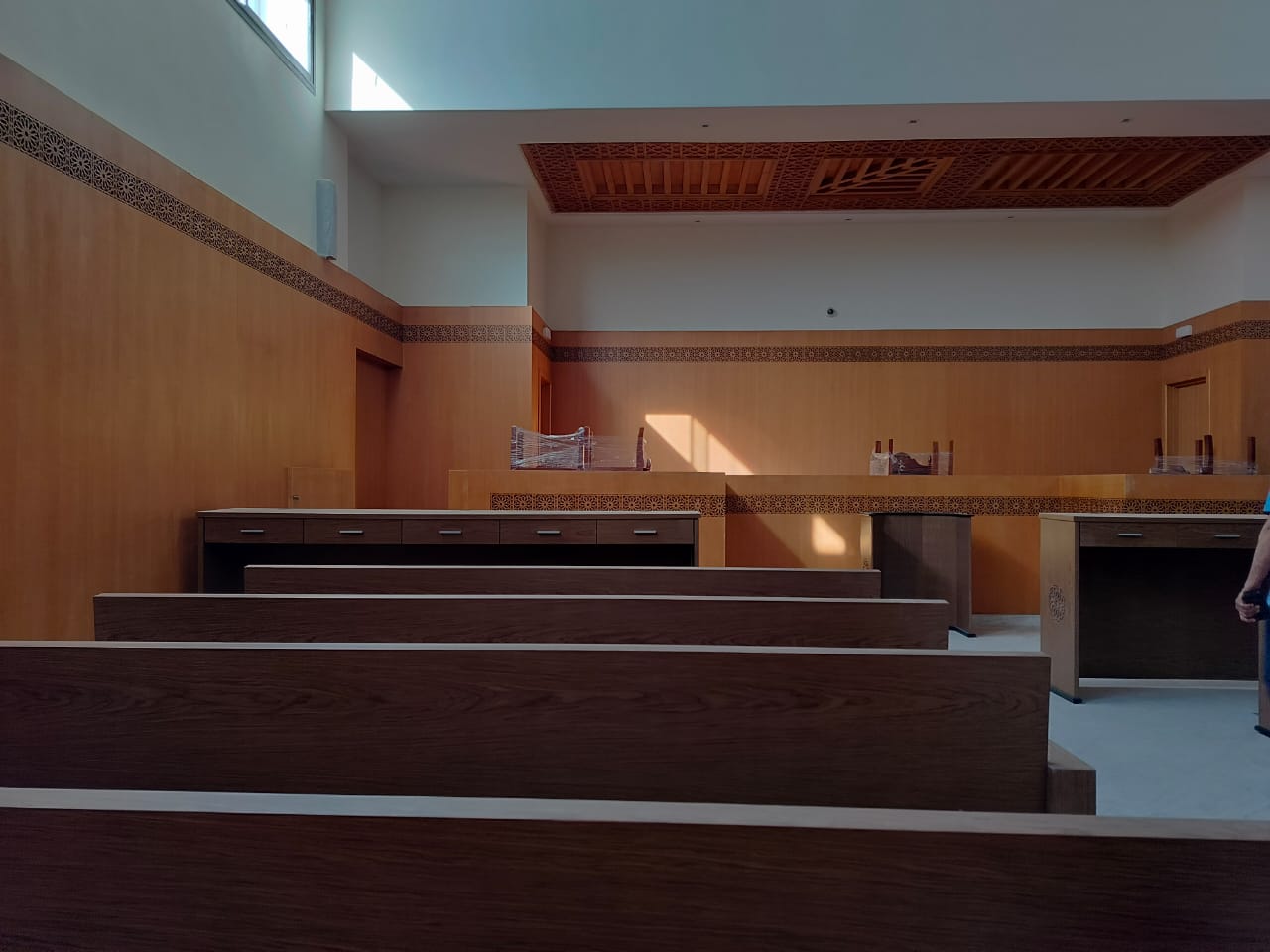 اعلان بخصوص تاريخ الشروع في العمل بمقر المحكمة الجديدة (بحمرية) بمكناس