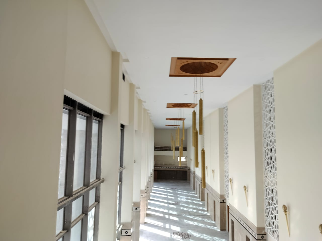 اعلان بخصوص تاريخ الشروع في العمل بمقر المحكمة الجديدة (بحمرية) بمكناس