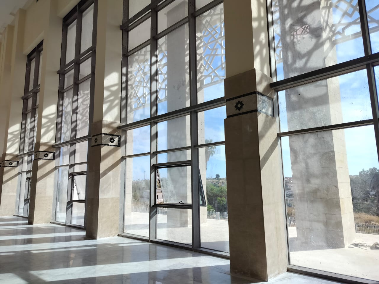 اعلان بخصوص تاريخ الشروع في العمل بمقر المحكمة الجديدة (بحمرية) بمكناس