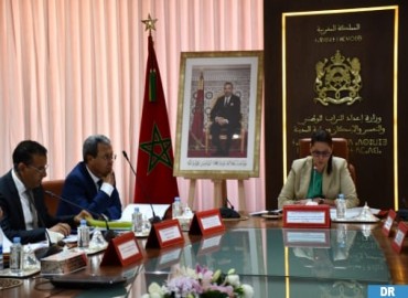 السيدة المنصوري تترأس اجتماع مجلس الرقابة لمجموعة العمران