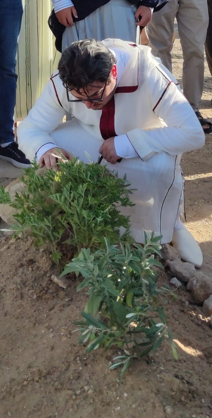 جنازة أبو بكر بلكورة تؤلف بين مختلف أطياف القوى السياسية بمكناس     و العاصمة الإسماعيلية تودع  أحد رجالاتها  الابرار  الى متواه الأخير