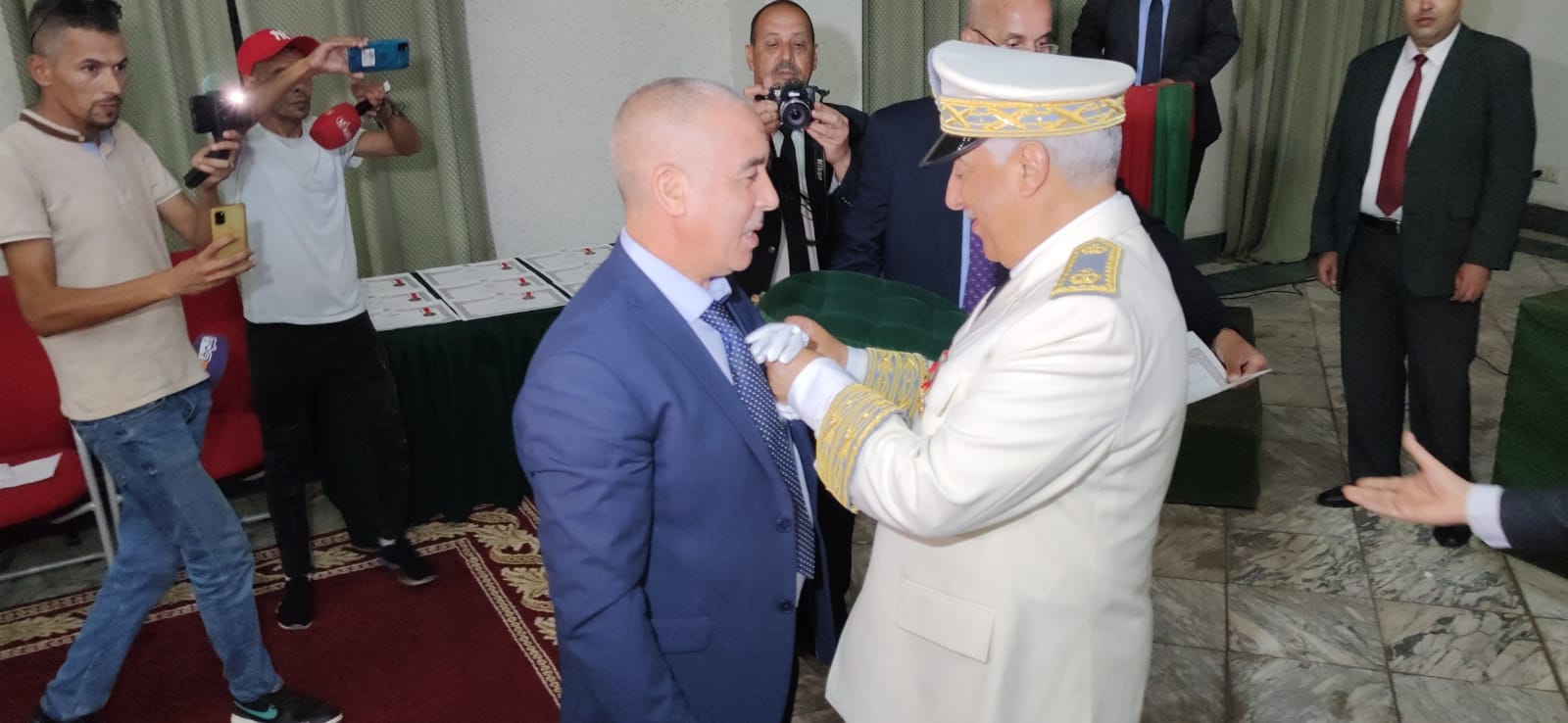 عامل عمالة مكناس يترأس مراسيم الانصات للخطاب الملكي بمناسبة الذكرى الـ 24 لعيد العرش المجيد