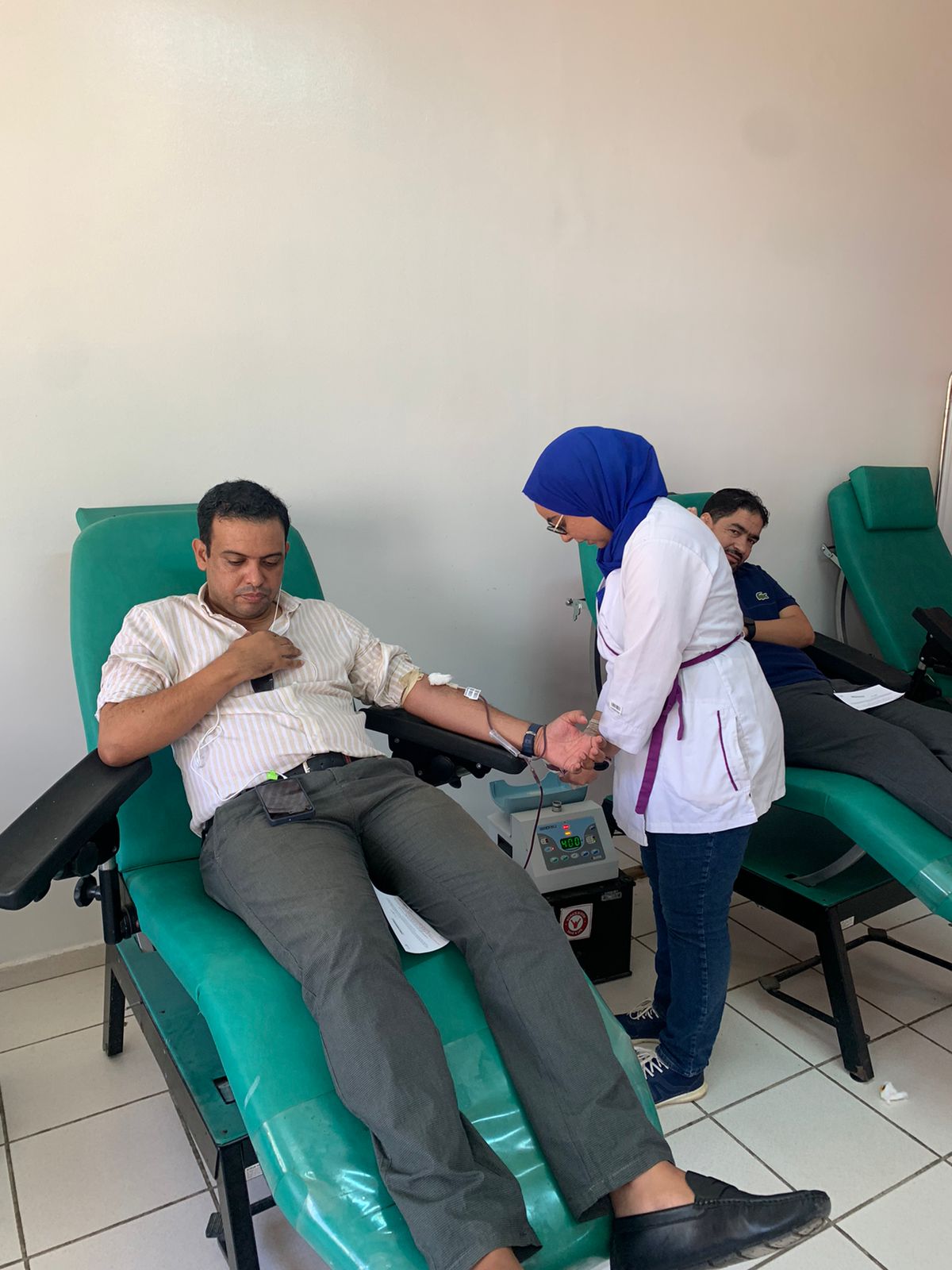 تجميع 750 كيس من الدم طيلة يومي السبت والأحد الماضيين وتعبئة واستنفار يومي بالمركز الجهوي لتحاقن الدم بمكناس تجميع 750 كيس من الدم طيلة يومي السبت والأحد الماضيين وتعبئة واستنفار يومي بالمركز الجهوي لتحاقن الدم بمكناس