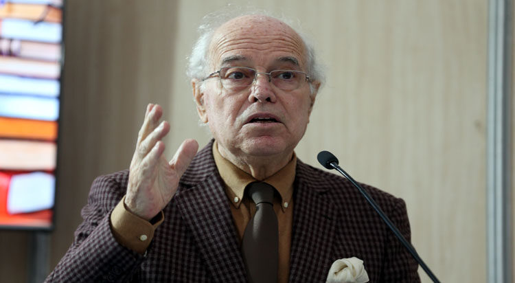 معنينو يستنكر خرجة ماكرون: سابقة خطيرة في العلاقات الدولية وفرنسا يحكمها “برهوش” 