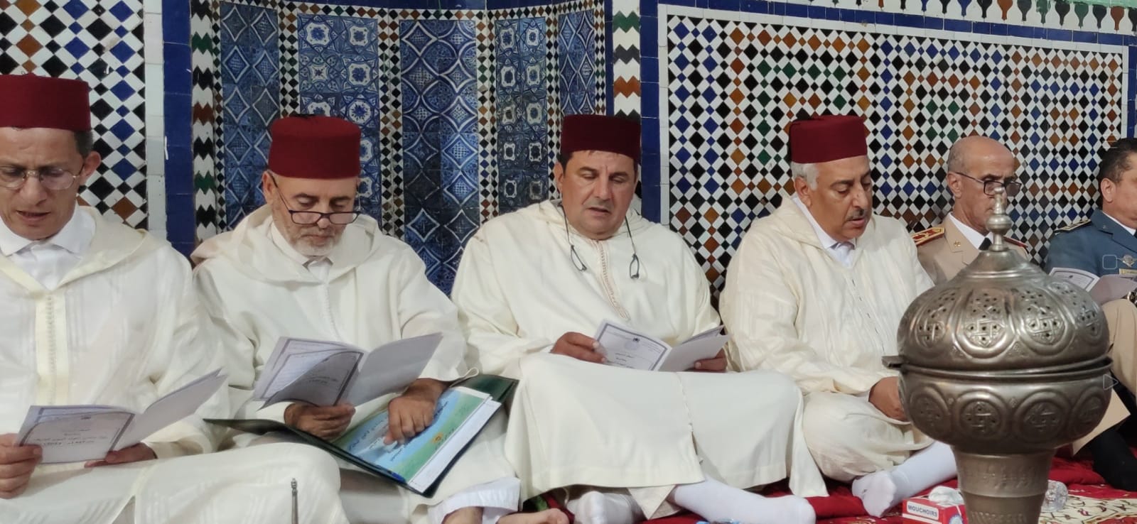 السيد عبد الغني الصبار عامل عمالة مكناس يترأس حفلا دينيا بمناسبة ذكرى المولد النبوي الشريف. السيد عبد الغني الصبار عامل عمالة مكناس يترأس حفلا دينيا بمناسبة ذكرى المولد النبوي الشريف.