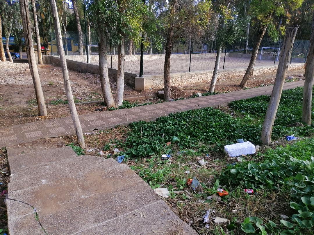 تمخض الجبل فولد فأرا عبارة تنطبق على انشاء ملعب القرب بحي المنصور بمكناس تمخض الجبل فولد فأرا عبارة تنطبق على انشاء ملعب القرب بحي المنصور بمكناس