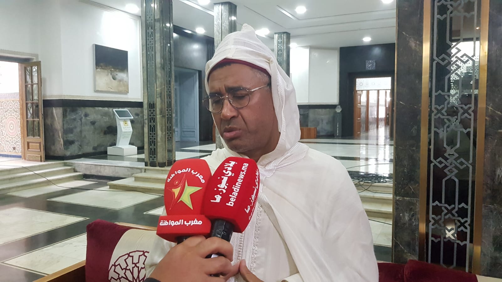 الدكتور عبد الله بووانو، رئيس المجموعة النيابية لحزب العدالة والتنمية بمجلس النواب، أشار إلى أن الخطاب الملكي كان قصيرا؛ غير أنه كبير في دلالاته.