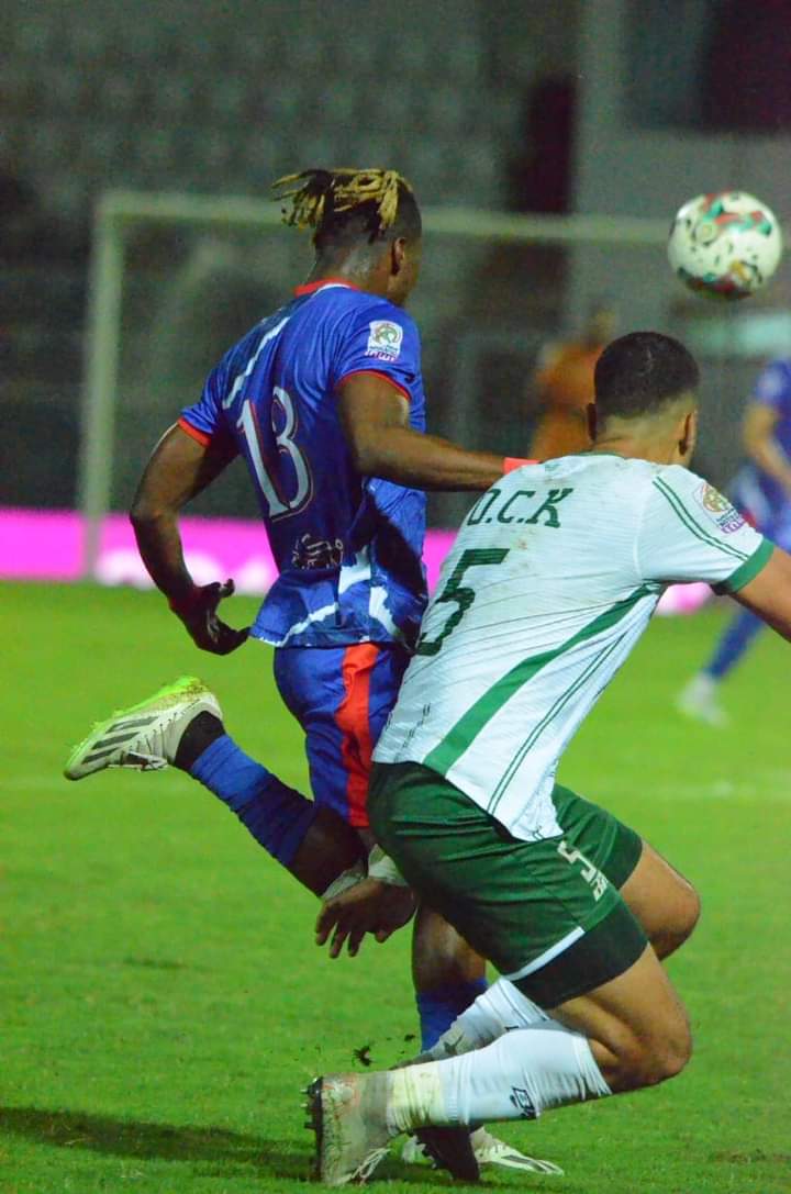 الكوديم يؤزم  وضعية أولمبيك  خريبكة  الدنيبي: الكل مرتاج لأداء الفريق